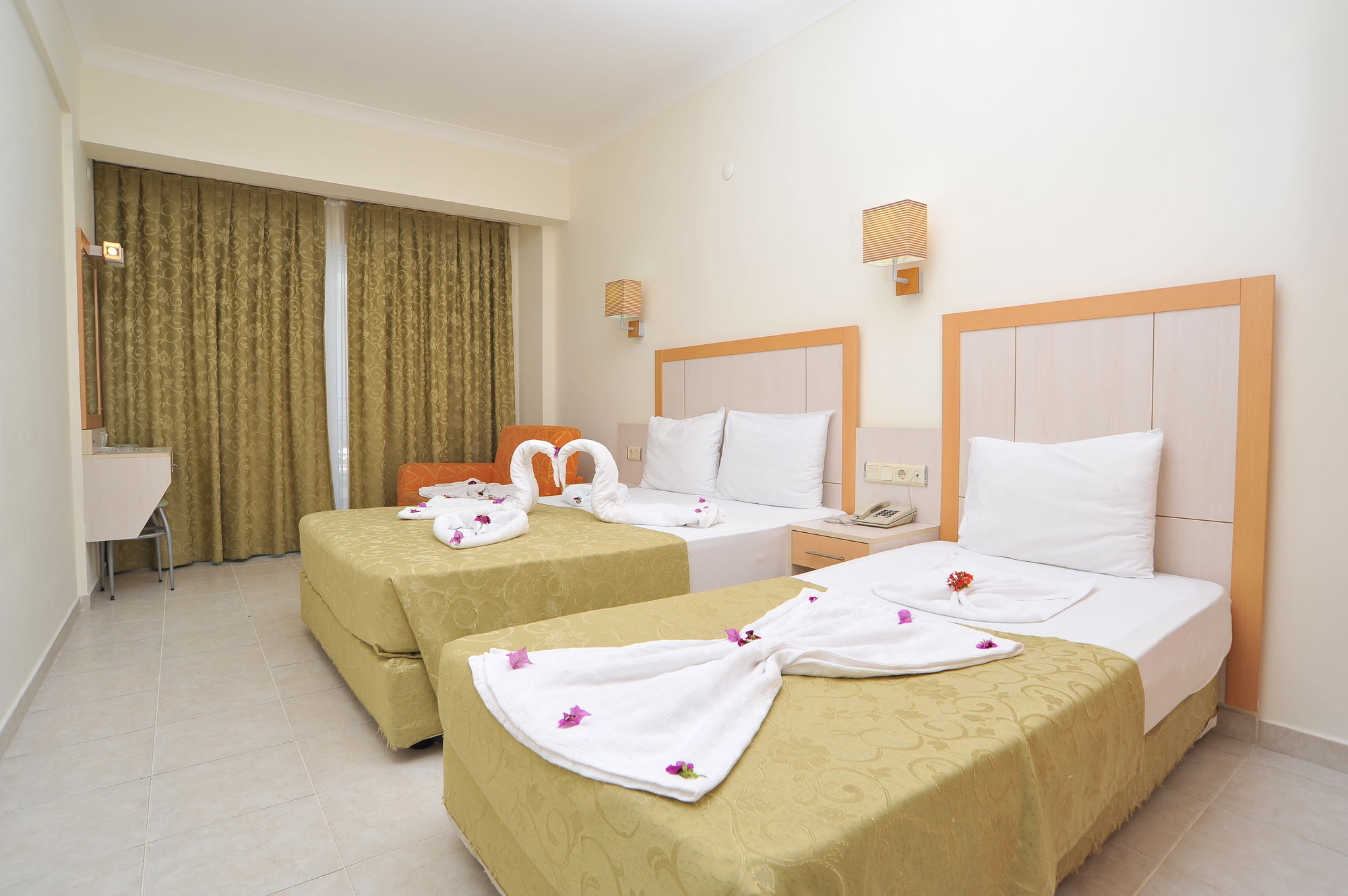 Cleopatra Golden Beach Hotel อลันยา ภายนอก รูปภาพ
